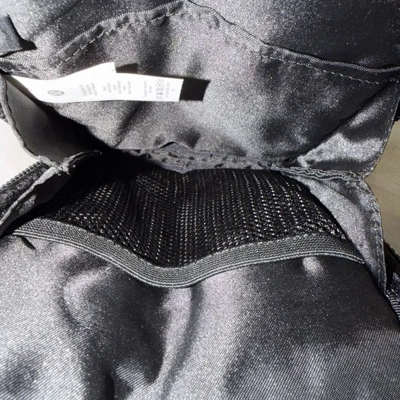 lululemon athletica Black Belt Bag - Picture 6 of 7